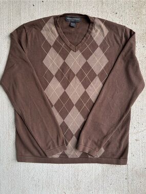 Banana Republic Brown Sweater with Tan Argyle V-Neck